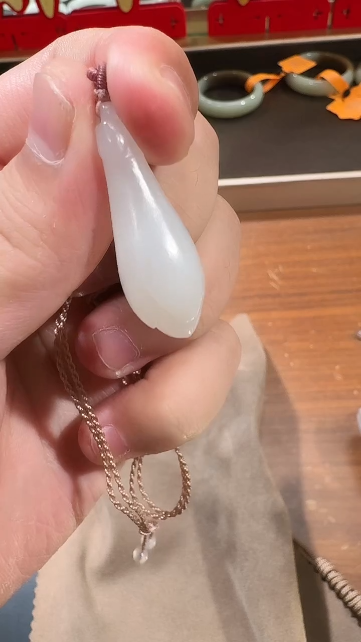 【闪购商品】和田玉吊坠未镶嵌1427 玉兰花