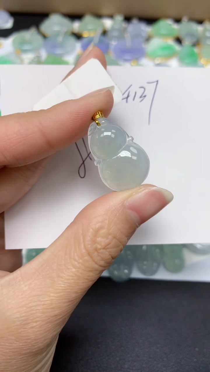 【闪购商品】翡翠18K金镶嵌颈饰 天然翡翠A货