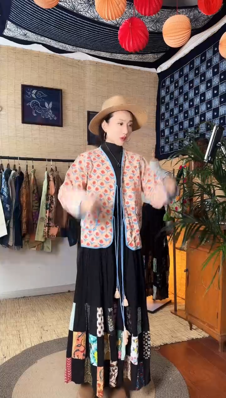 【闪购商品】设计师款小绵外套