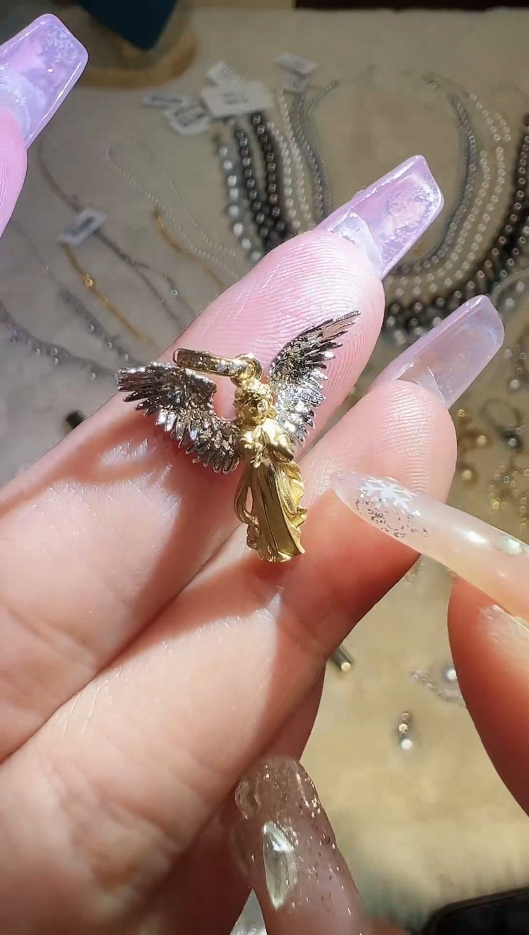 【闪购商品】钻石吊坠18K金镶嵌天使吊坠lq