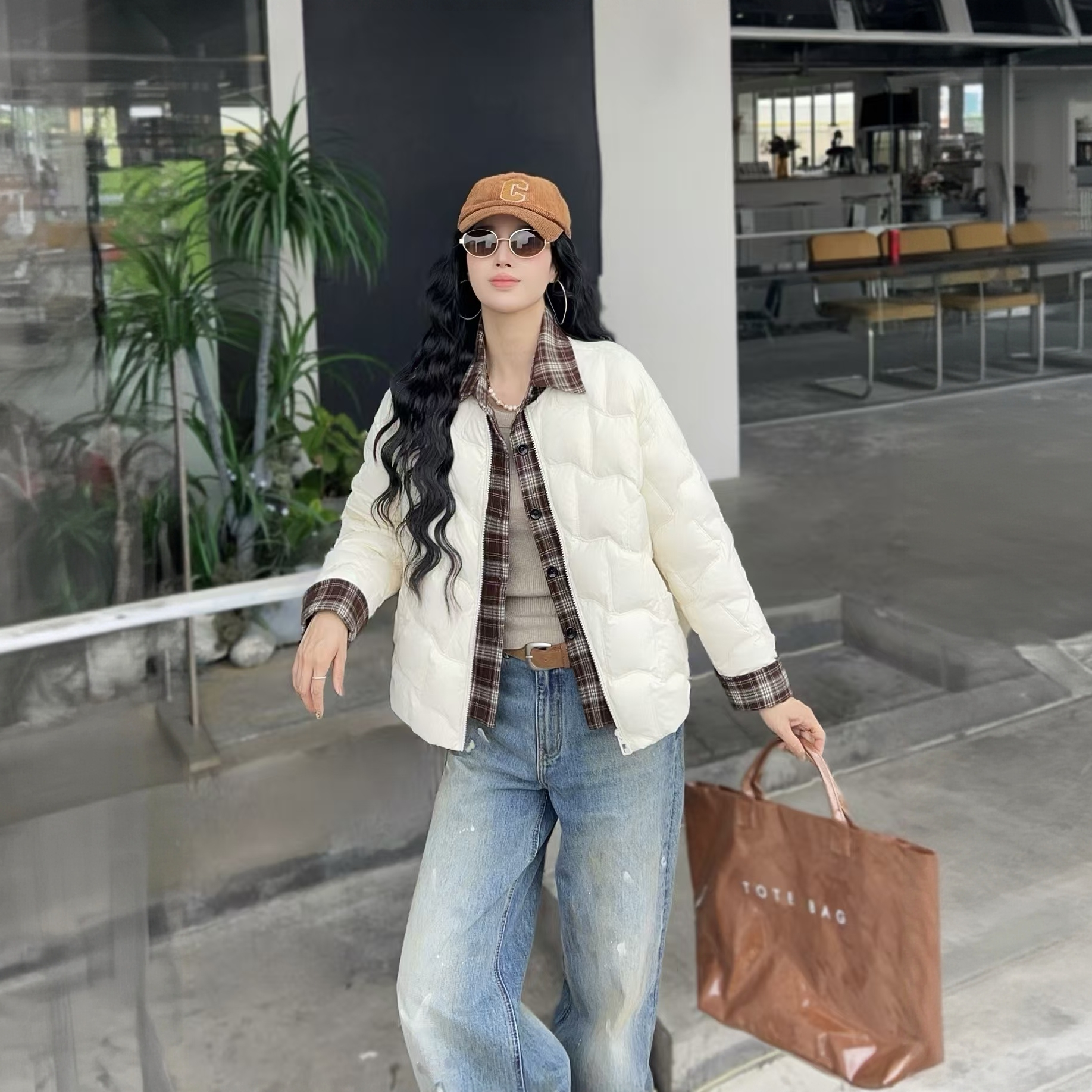 2025新款90新国标白鸭绒拼接【拆卸翻领】休闲轻薄短款羽绒服外套