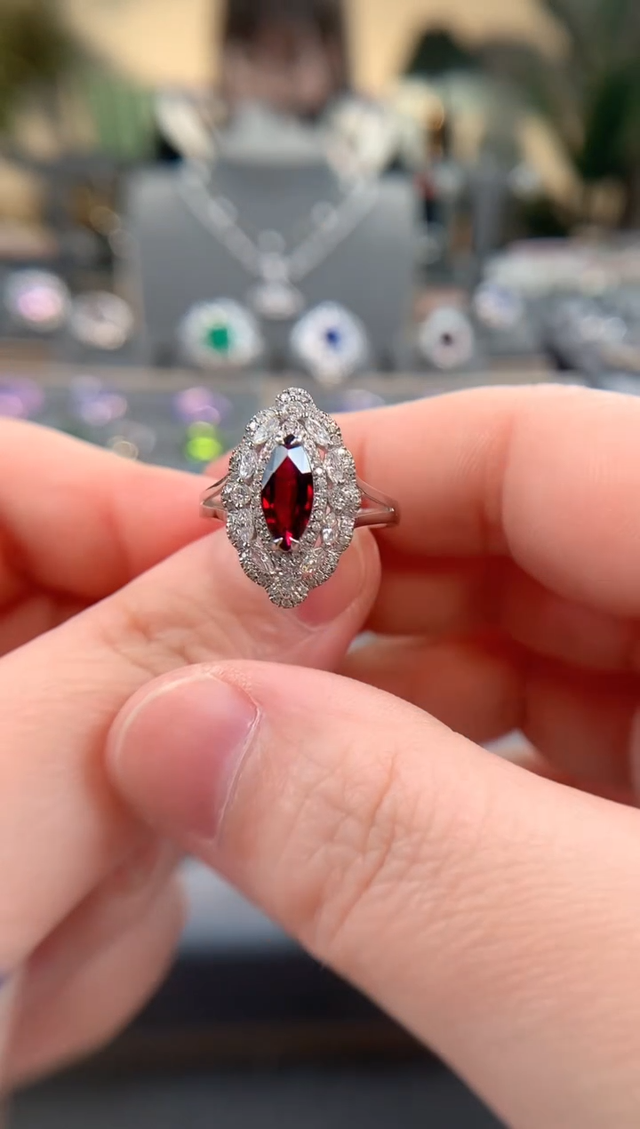 【闪购商品】红宝石戒指18K金镶嵌无烧