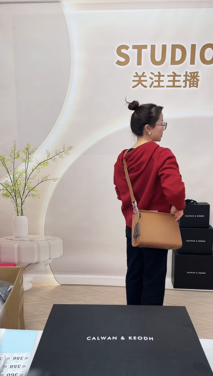 牛皮CALWAN&KEODH包包特卖