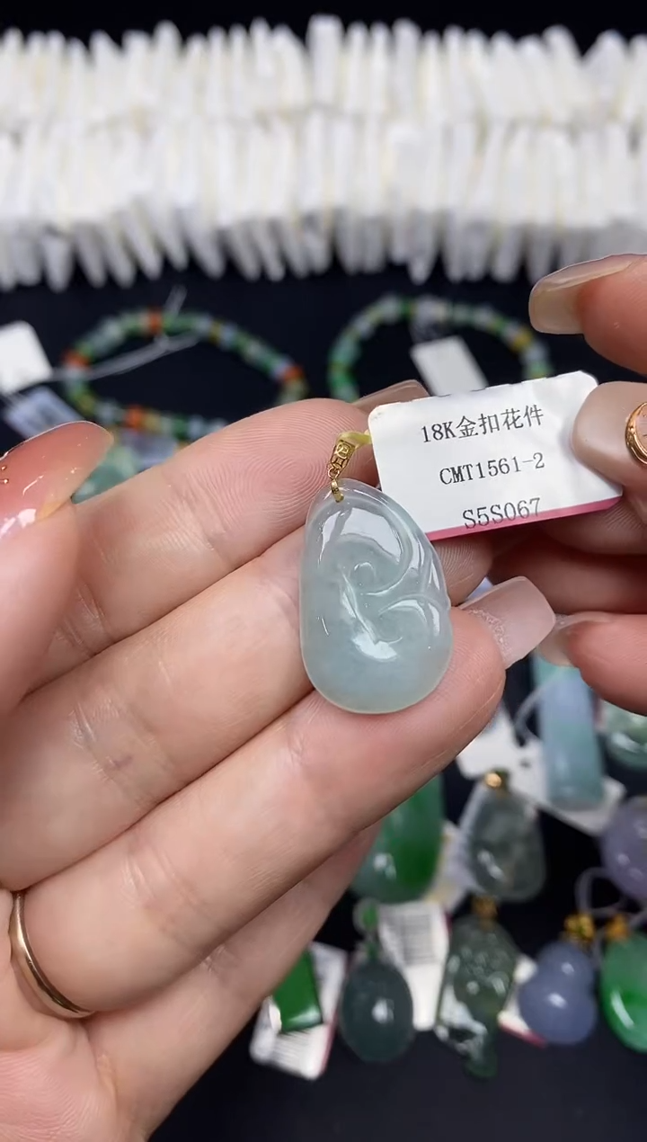 吊坠(不含链)18K金镶嵌翡翠如意18K金扣镶嵌@@CMT1561-2