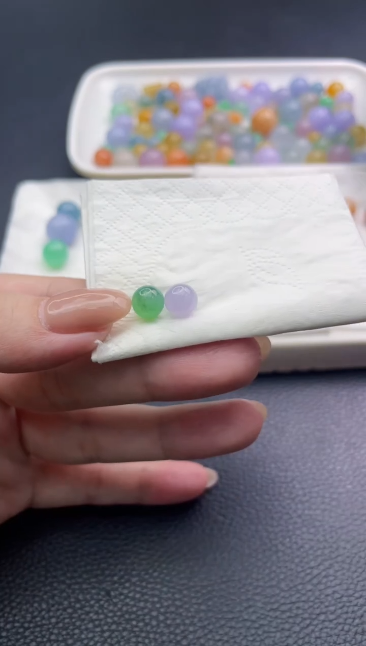 未镶嵌定制翡翠喜*阳珠子