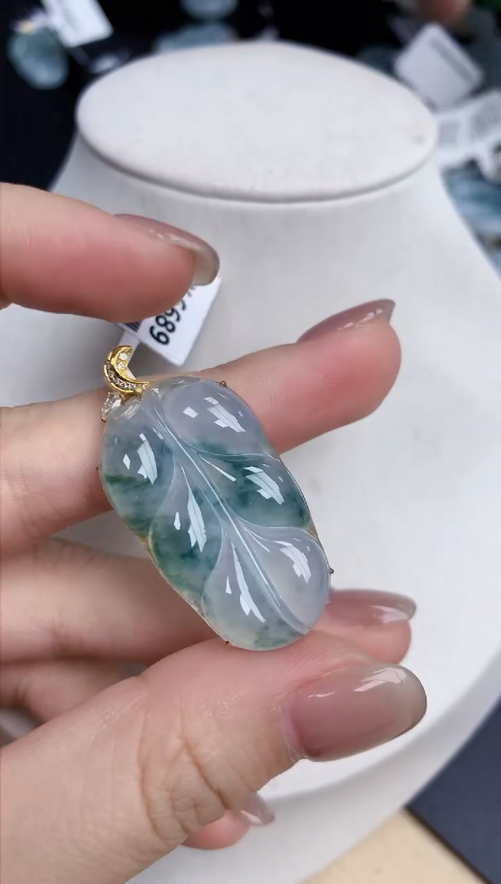 【闪购商品】翡翠颈饰18K金镶嵌天然缅甸翡翠A货