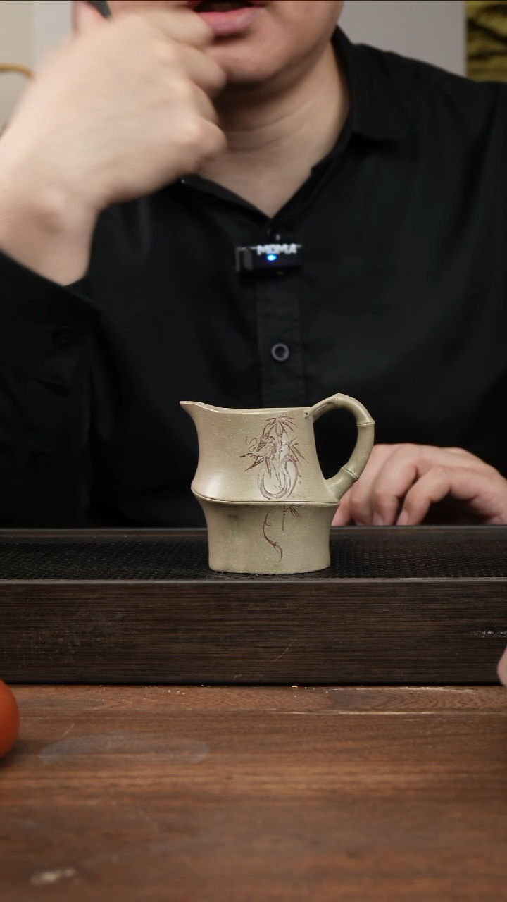 茶杯紫砂用****1本绿竹节公道杯  ！   刻绘蛇   180CC  