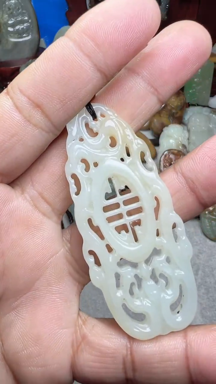 【闪购商品】和田玉挂件未镶嵌-0