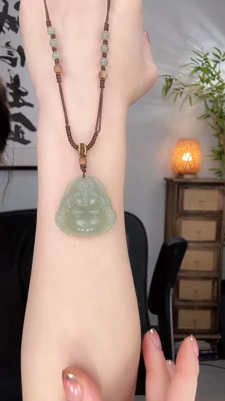 【闪购商品】和田玉颈饰未镶嵌佛
