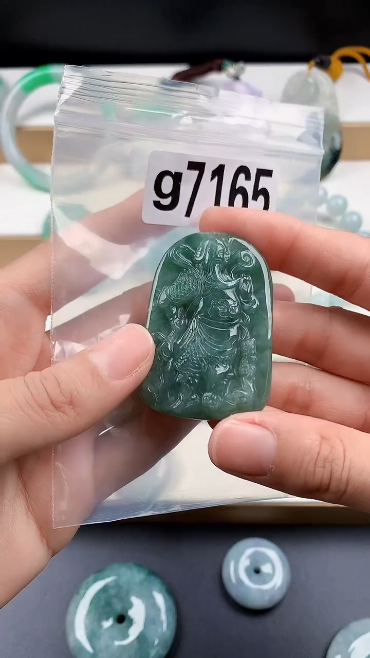 颈饰未镶嵌翡翠天然翡翠珠宝吊坠挂件