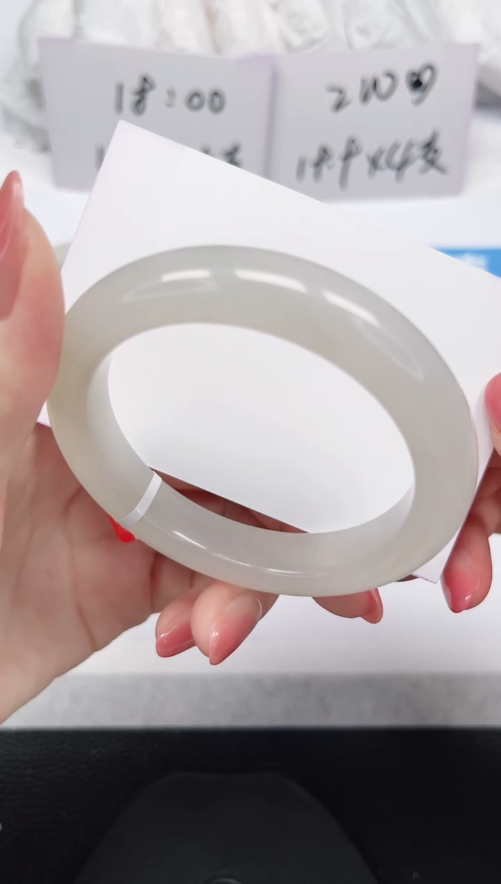 未镶嵌手镯石英岩玉221-54/55