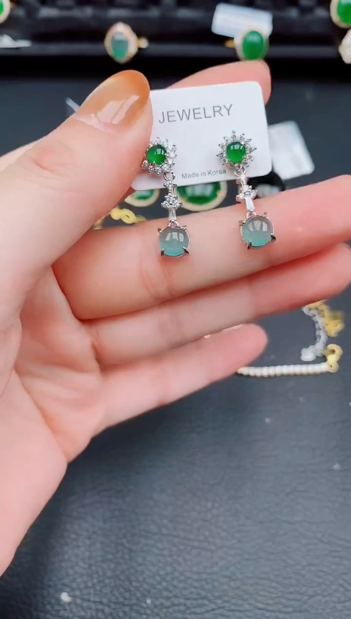 【闪购商品】翡翠耳饰银S925镶嵌天然a货翡翠410