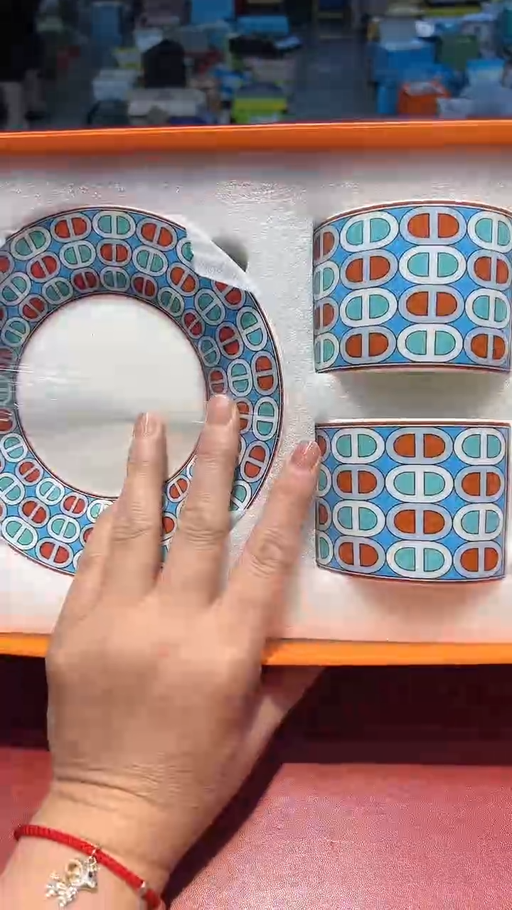 【闪购商品】瓷片锅碗瓢盆一件不剩