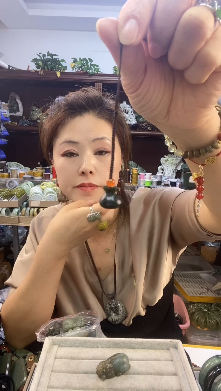 颈饰未镶嵌和田玉小*肝多样性随机发一