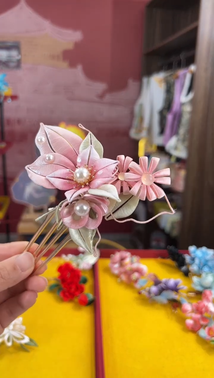 【闪购商品】刺绣非遗绒花（发饰）