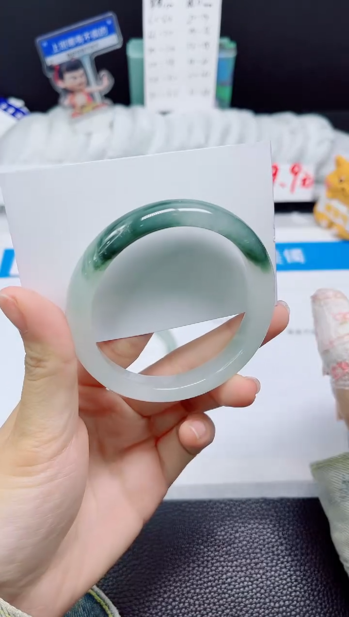 石英质玉手镯未镶嵌26-57.7