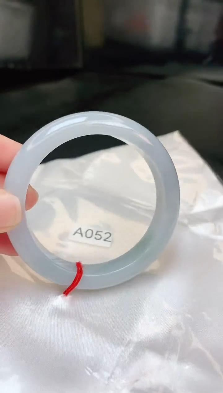 【闪购商品】翡翠手镯未镶嵌缅甸天然A货手镯