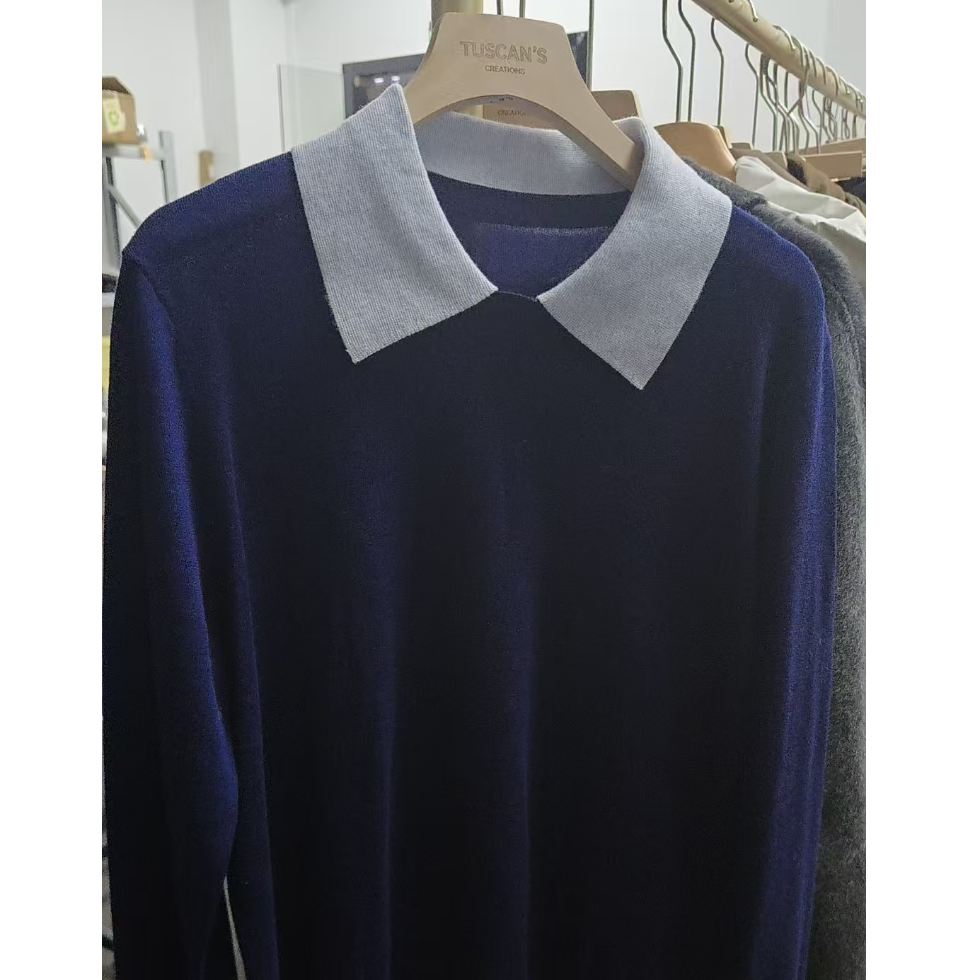 TUSCAN'S CREATIONS羊毛针织拼接时尚薄款女长袖翻领套头毛针织衫