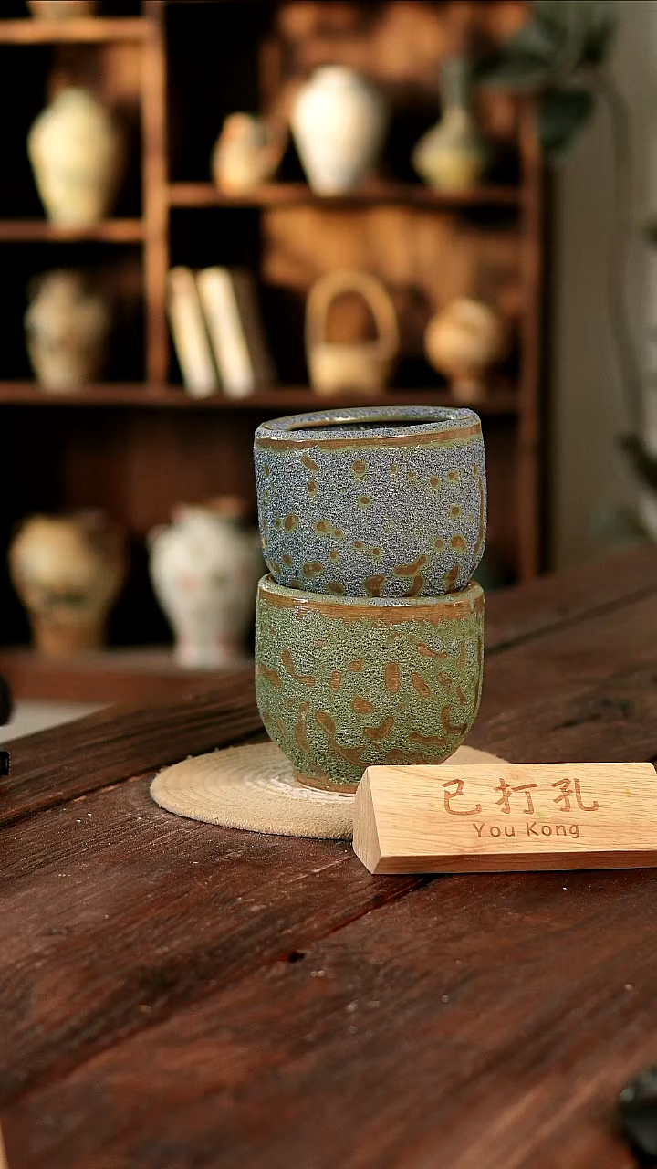 摆件31-210高13口12误差2已打孔瑕疵