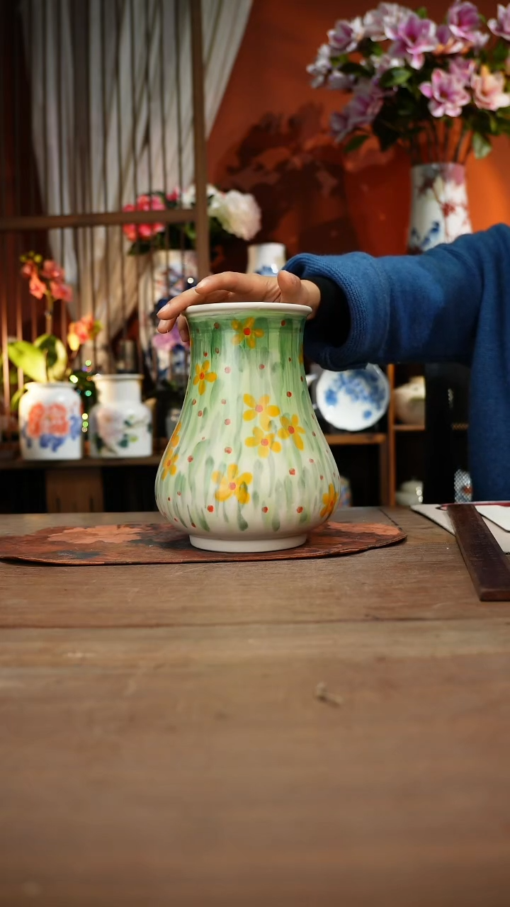 当代高温釉下彩手绘陶瓷餐具