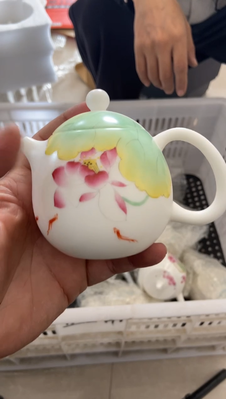 杯无运费险有瑕疵的摄影的产品有使用过的痕迹有点脏介意勿拍