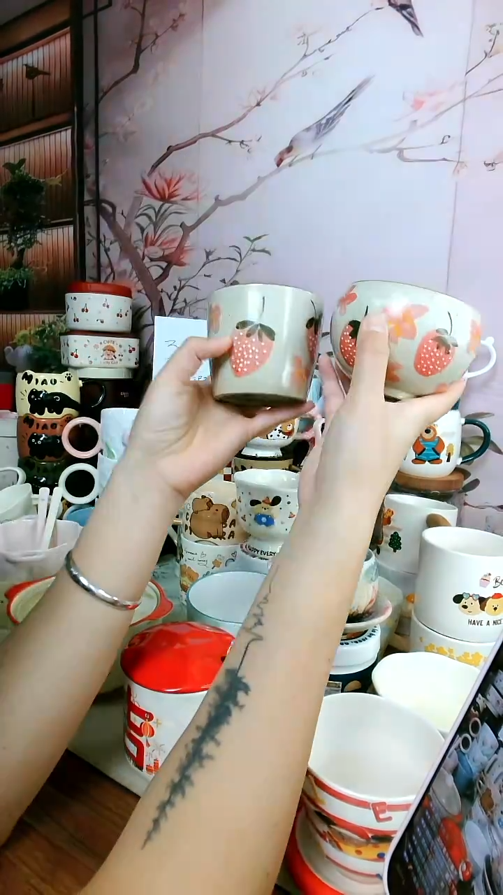 茶瓷物语福利草莓杯子两个
