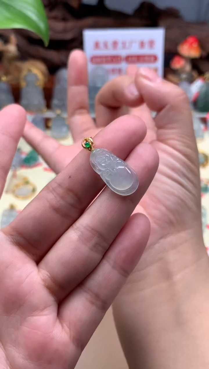【闪购商品】翡翠颈饰18K金镶嵌财爷