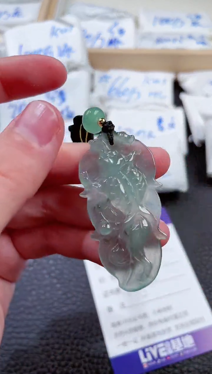 【闪购商品】翡翠颈饰未镶嵌00002336