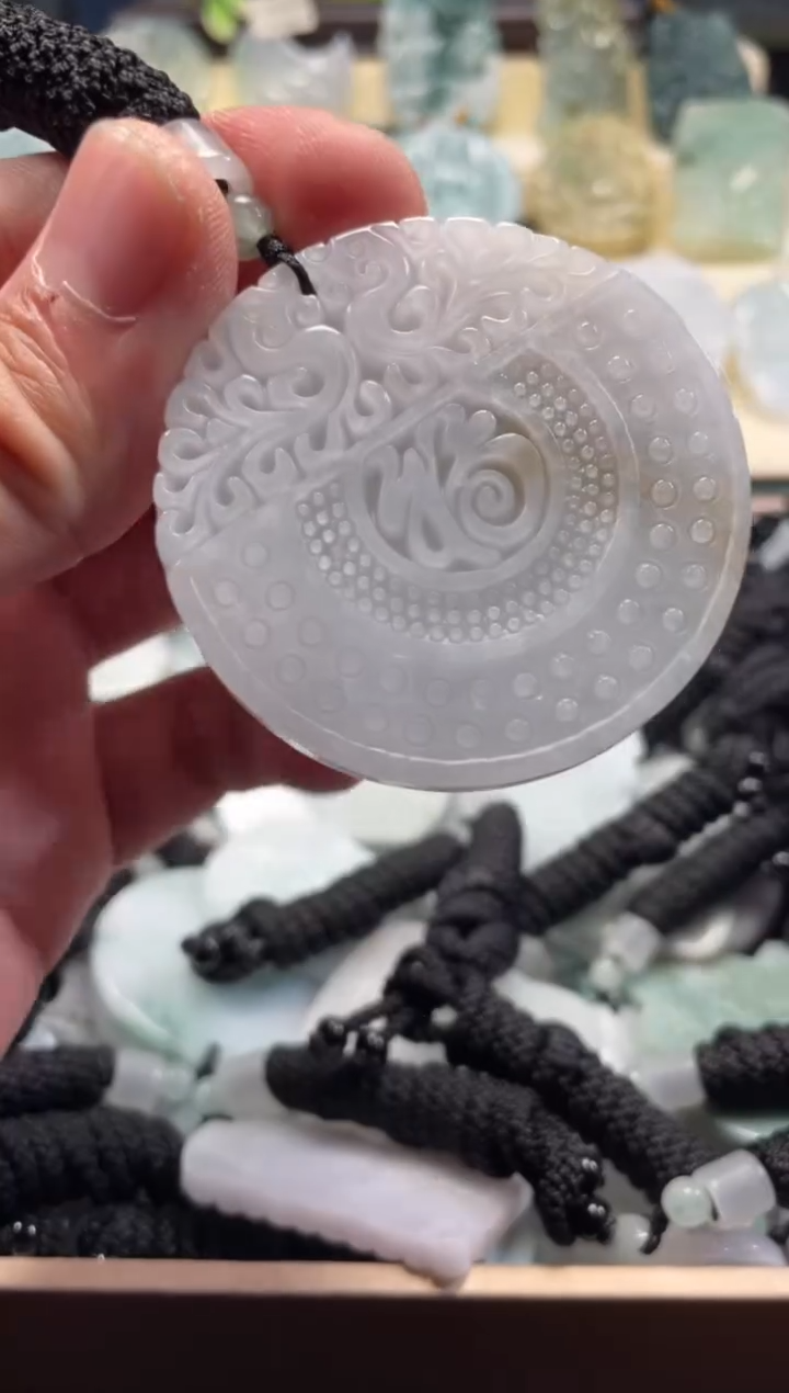 颈饰未镶嵌翡翠12/28/026