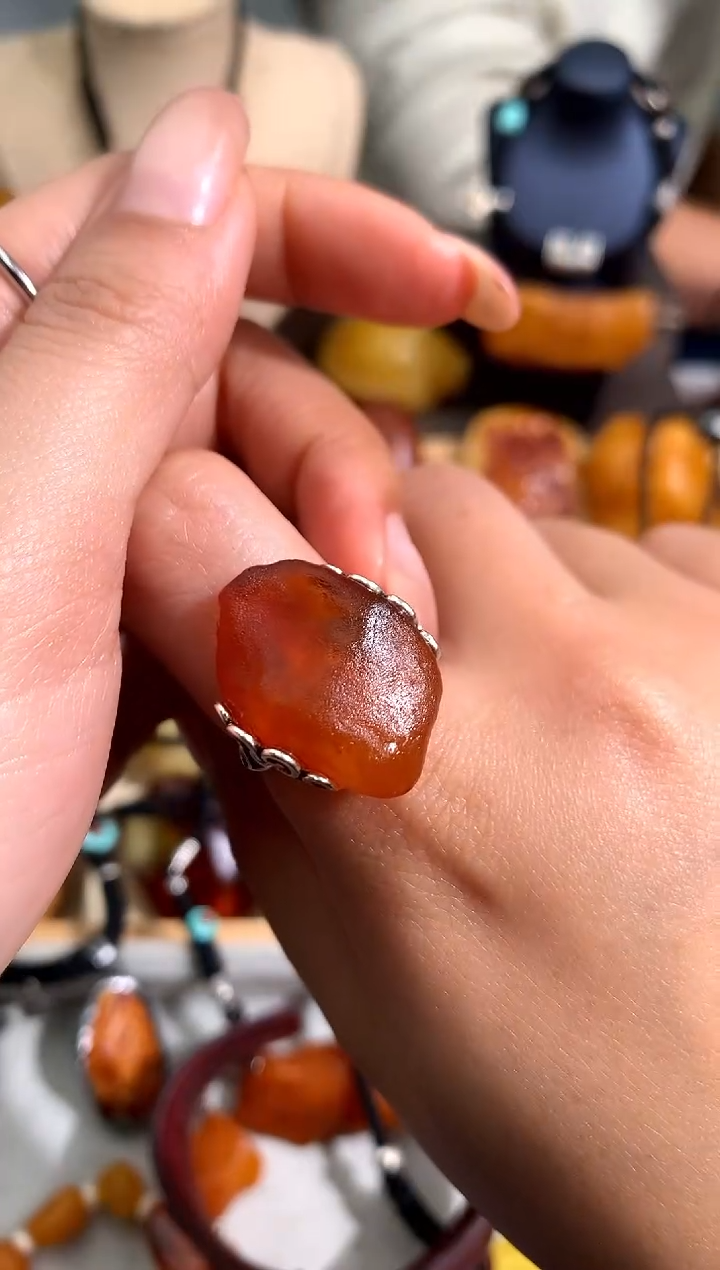 【闪购商品】蜜蜡裸石未镶嵌似玉