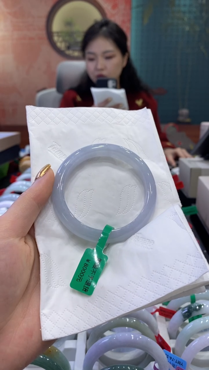 【闪购商品】翡翠手镯未镶嵌多人19154