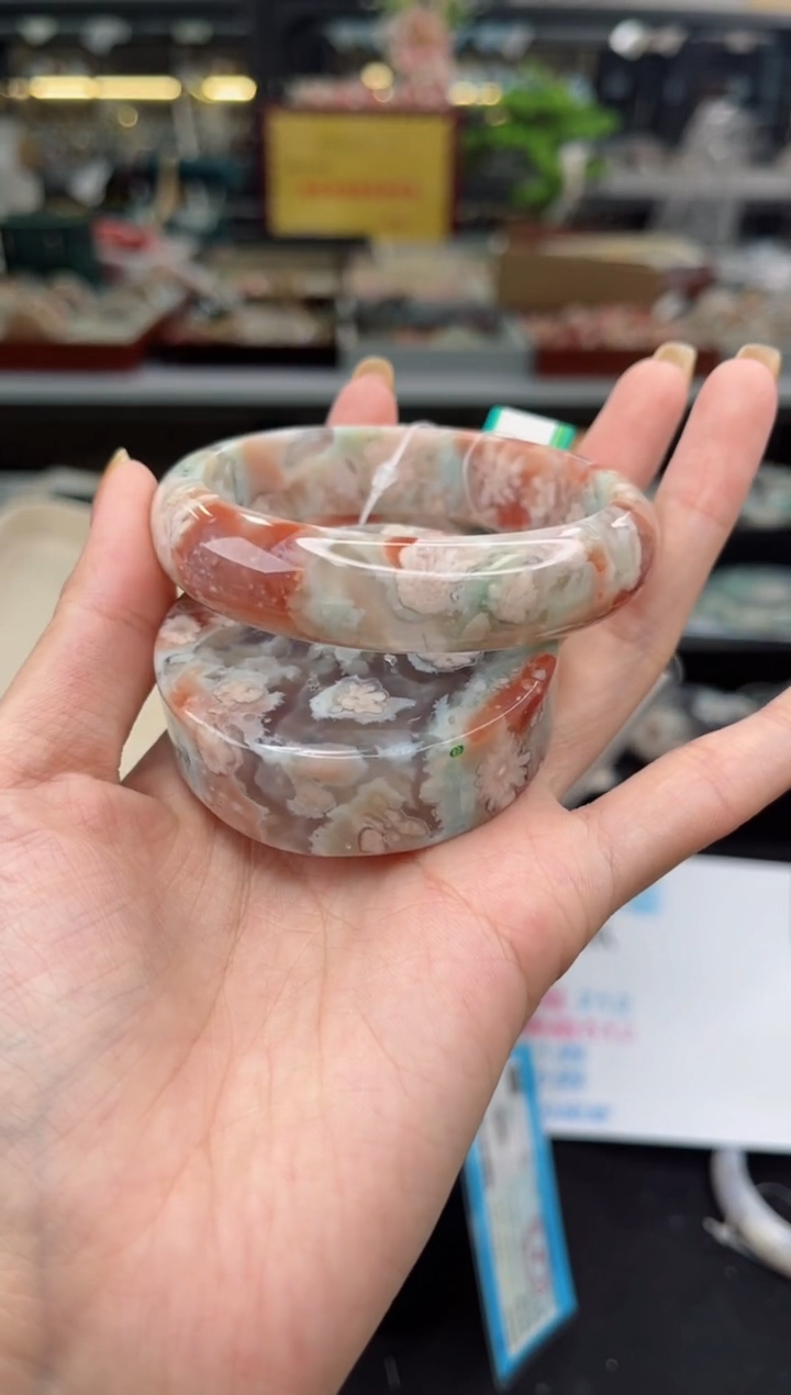 【闪购商品】石英质玉手镯未镶嵌60圈口（赠品镯心）2S9024