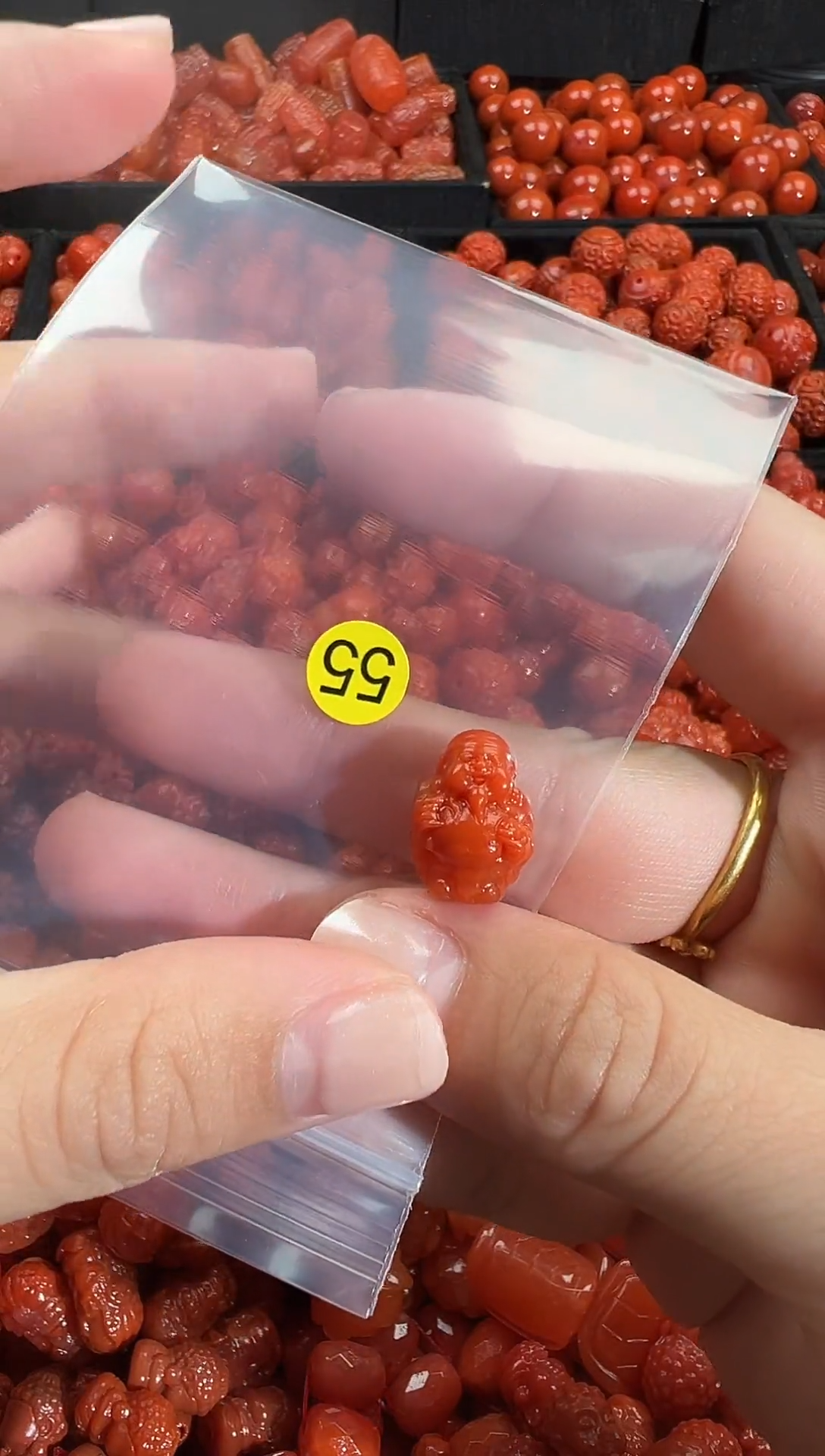 颈饰未镶嵌南红玛瑙1