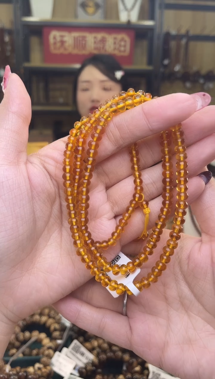【闪购商品】琥珀裸石未镶嵌5+金珀项链