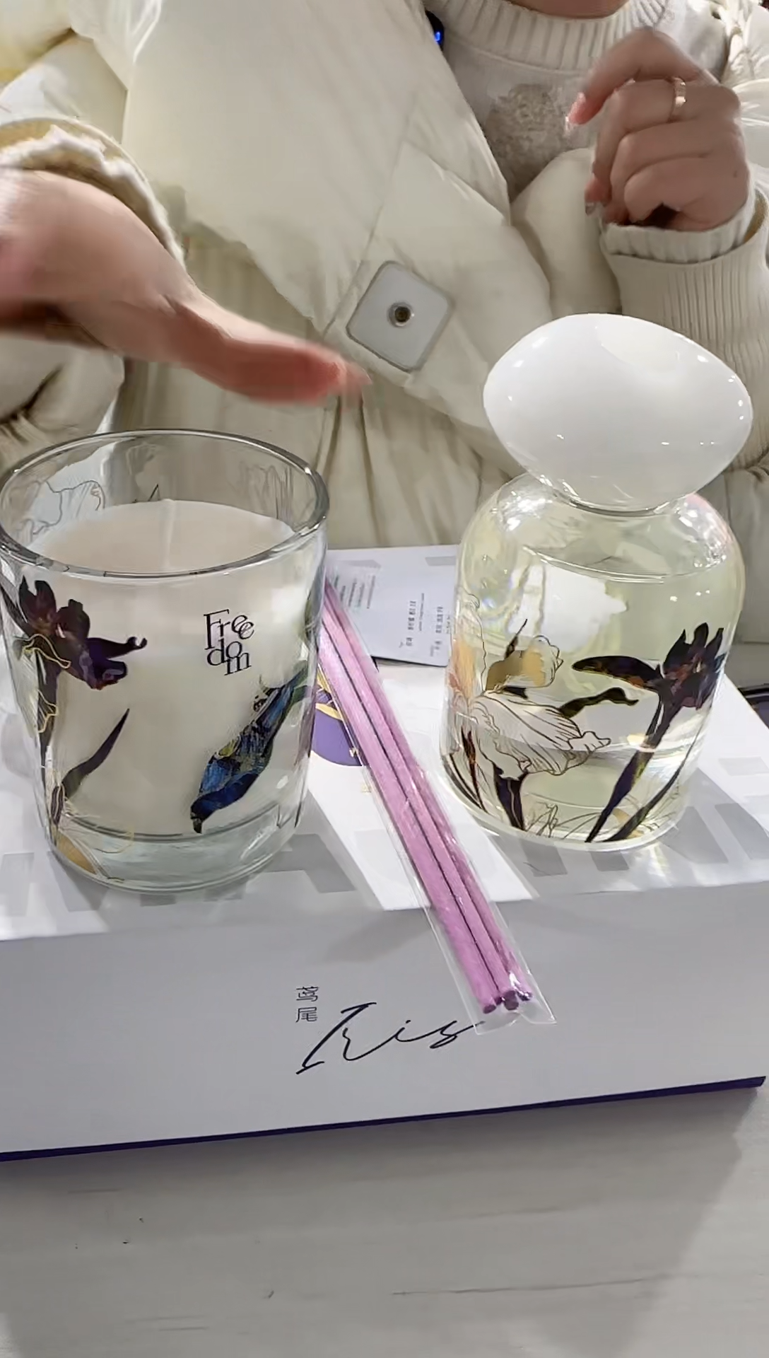 【闪购商品】玻璃XX-鸢尾花香薰