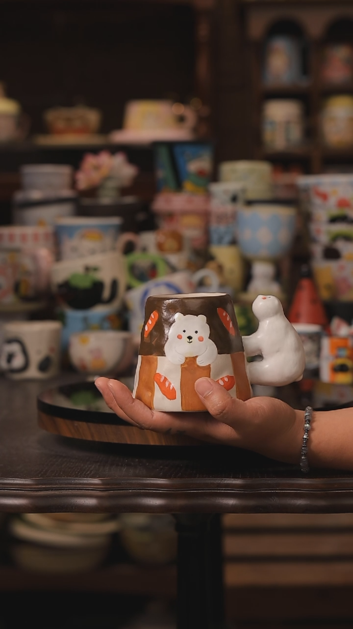 摆件景德镇釉下彩绘设计师款式陶瓷