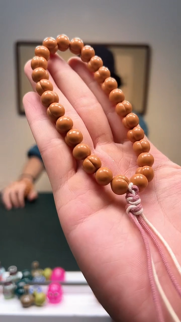 手串猴头核桃10mm+屁桃猴头手持