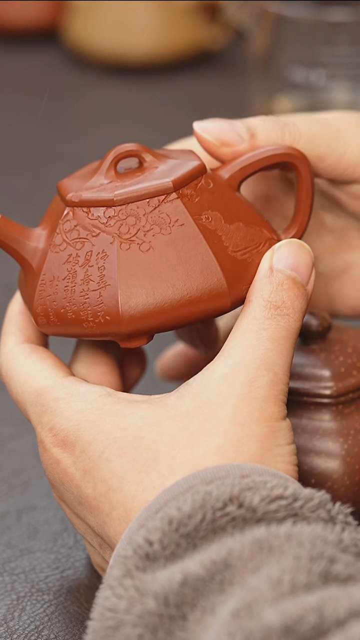 茶壶紫砂L**?原矿高端紫砂--原矿高端紫砂--石瓢