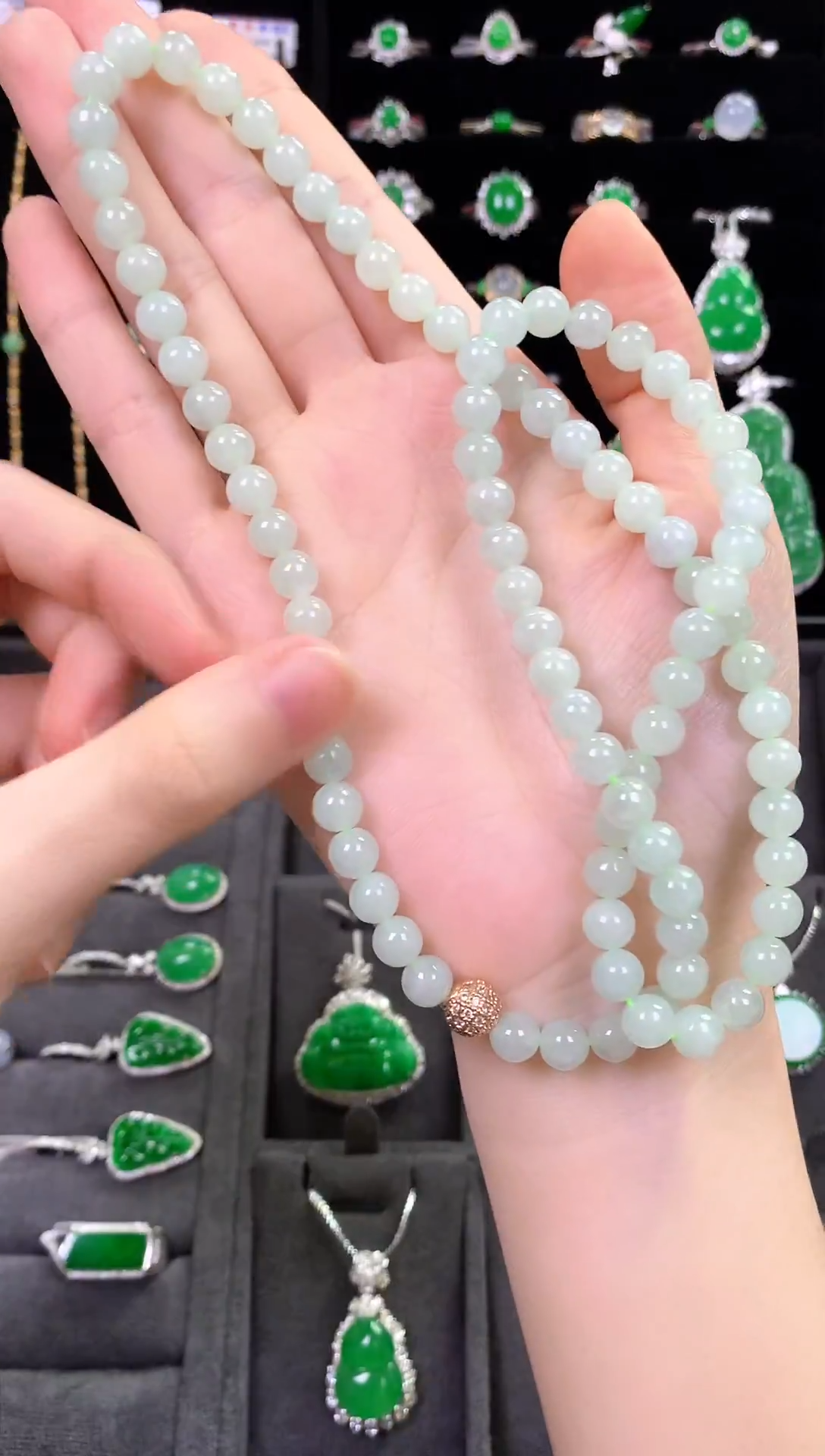 颈饰未镶嵌翡翠项链