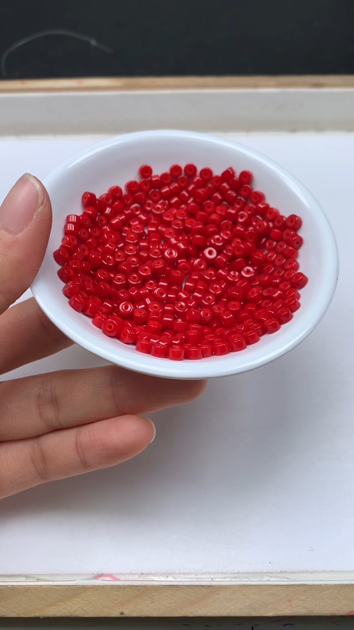 未镶嵌散珠玛瑙/玉髓A1946 锦红直切2*4mm100颗9.8元