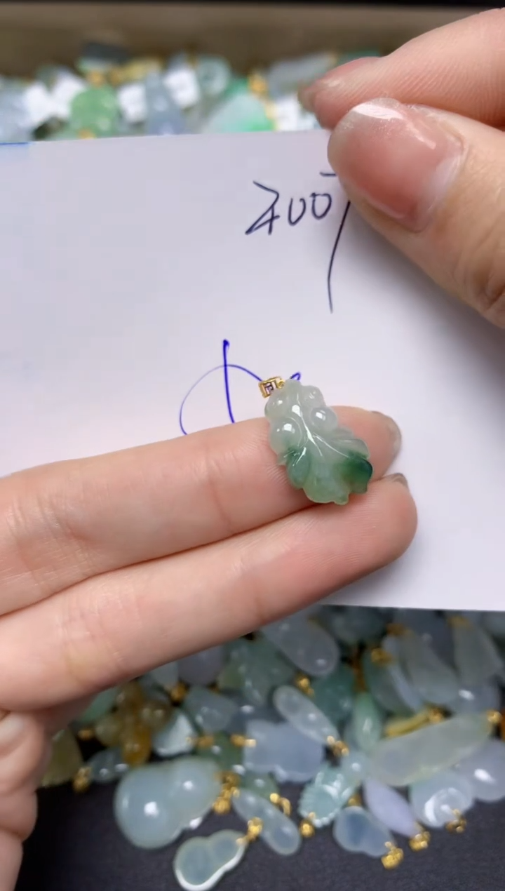 【闪购商品】翡翠颈饰18K金镶嵌天然翡翠A货