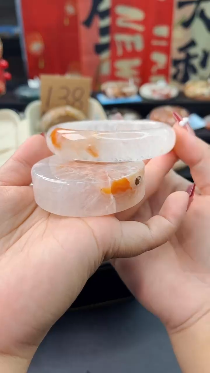 【闪购商品】石英质玉手镯未镶嵌赠送镯心（61圈口）