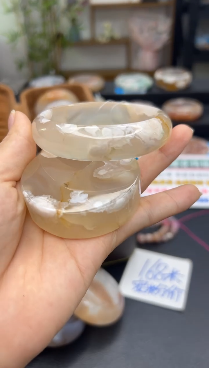 【闪购商品】石英质玉手镯未镶嵌A1592(59圈赠送镯心)