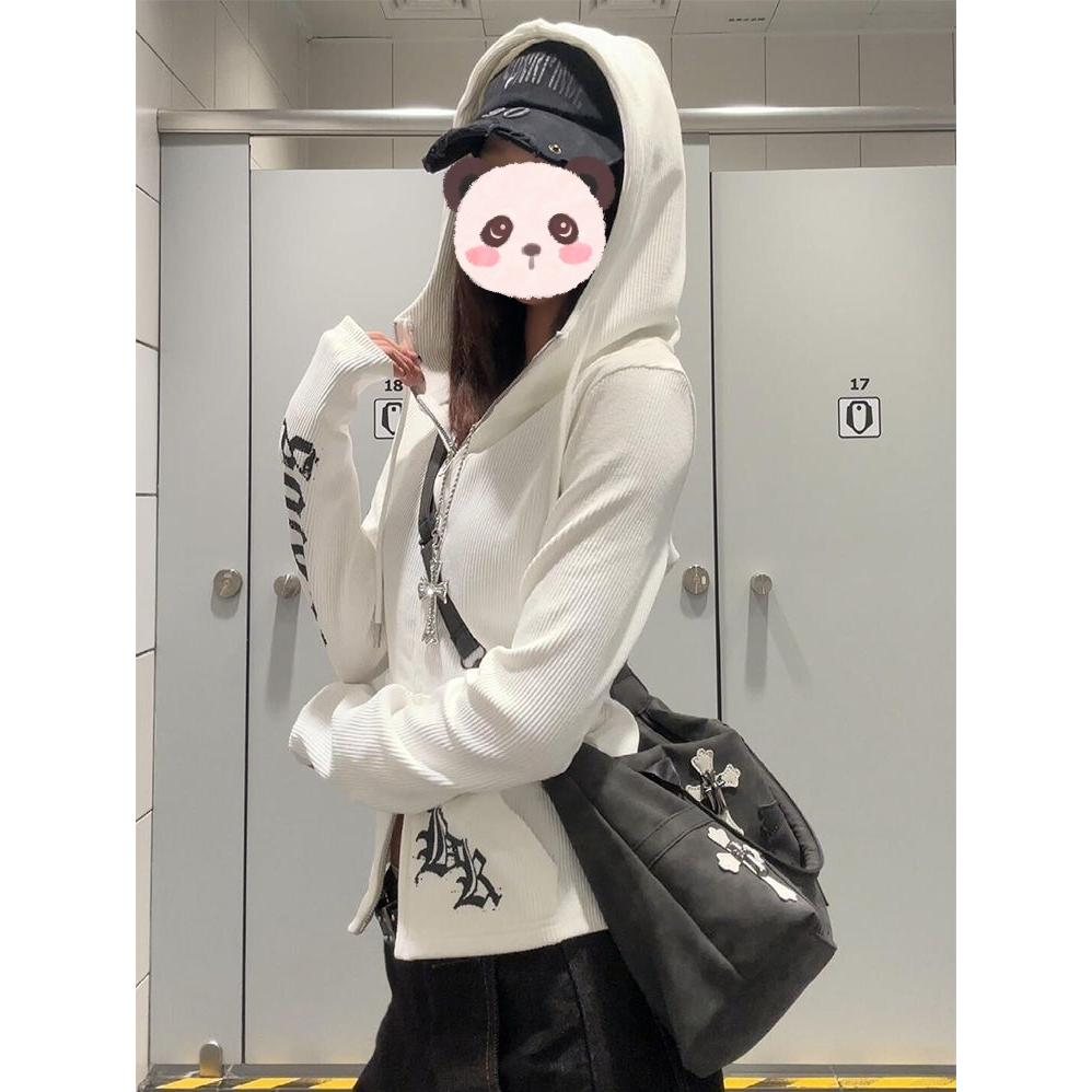 哥特风显瘦正肩针织衫短款外套秋季美式设计感辣妹修身连帽卫衣女