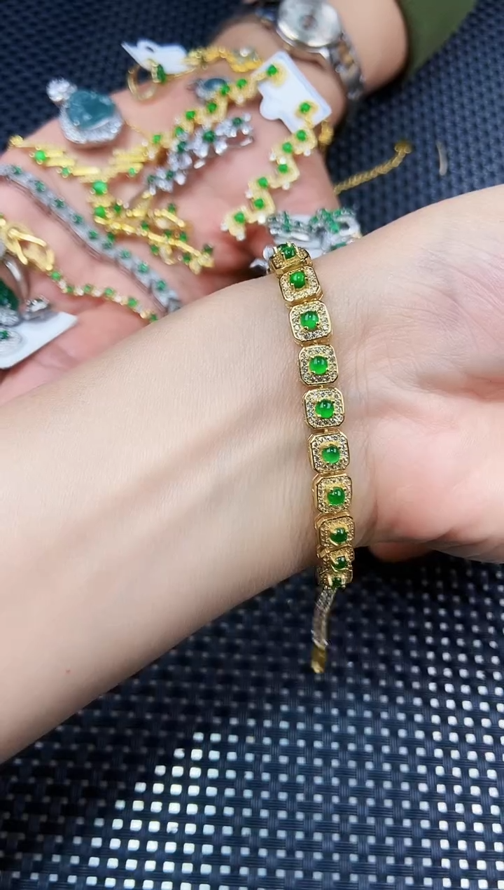 【闪购商品】翡翠手链未镶嵌111111111