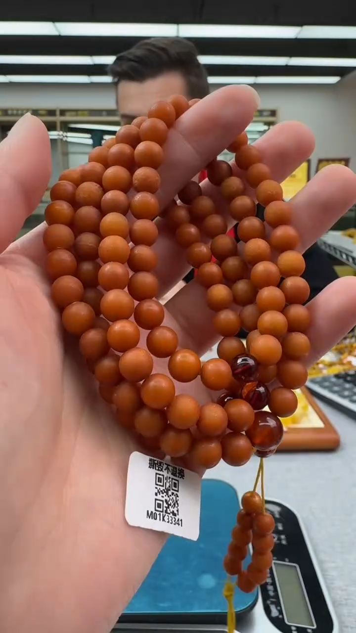 【闪购商品】琥珀颈饰未镶嵌789秒拍号