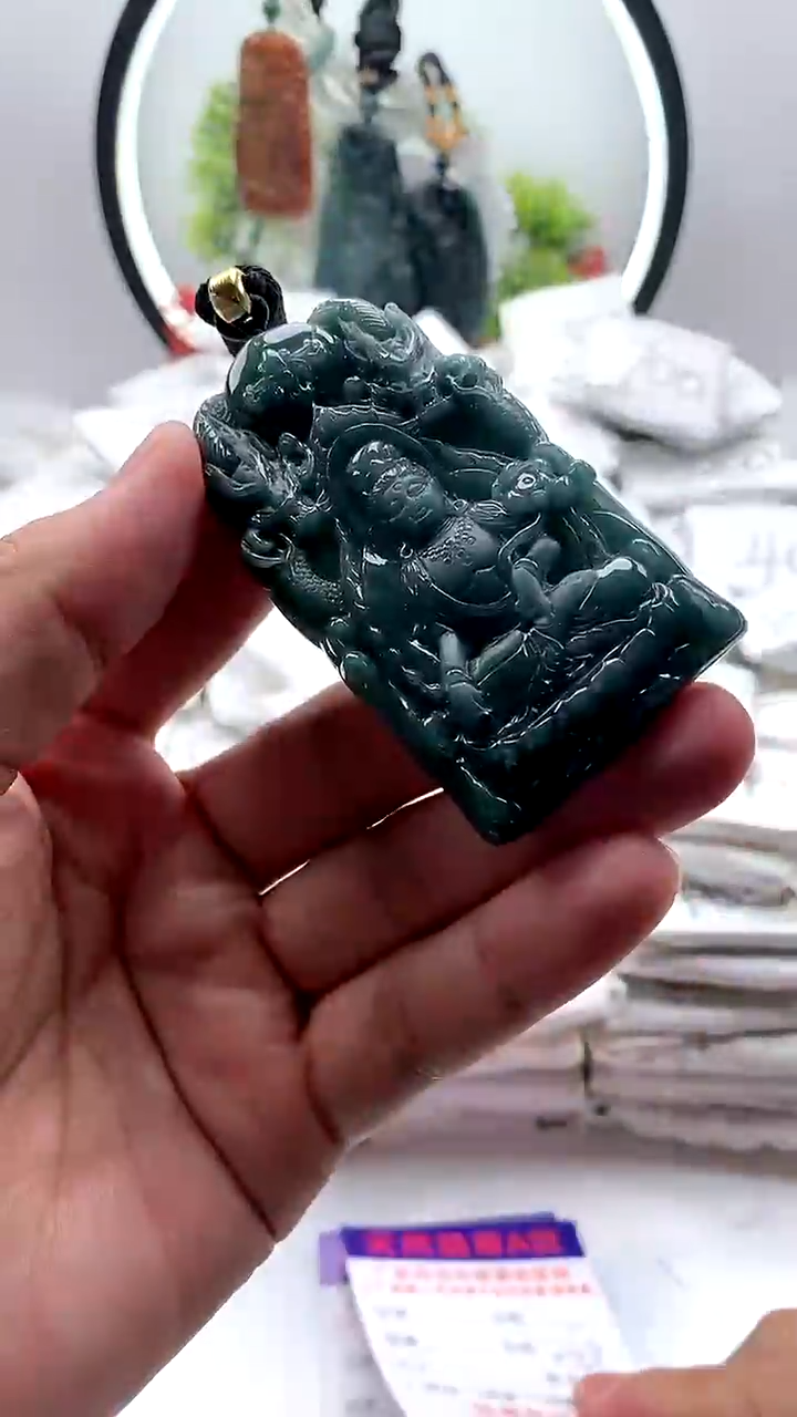 【闪购商品】翡翠颈饰未镶嵌大势至