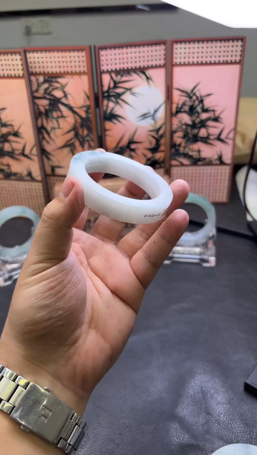 未镶嵌手镯定制翡翠玲*手镯定制