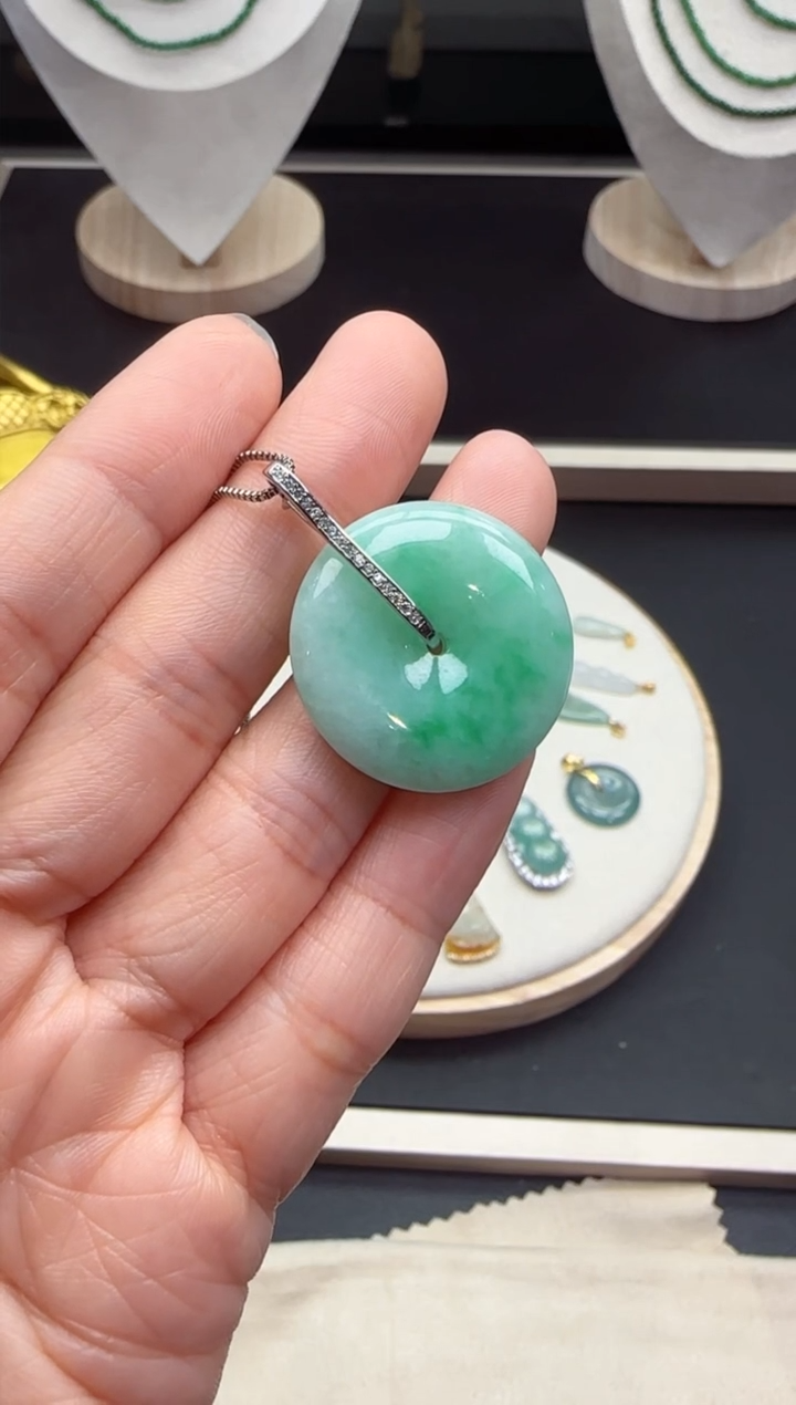 【闪购商品】翡翠吊坠(不含链)银S925镶嵌【海莎一口翠】翡翠挂件1