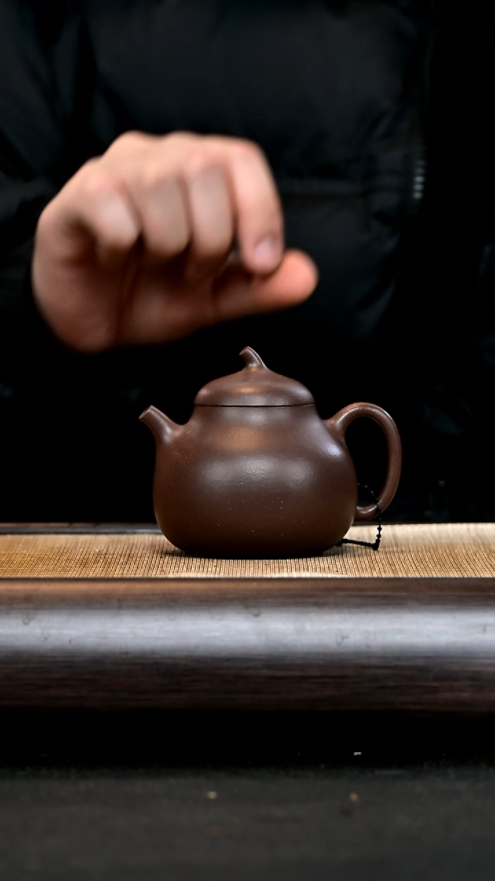 【闪购商品】紫砂茶壶XH12219 茄段 紫泥